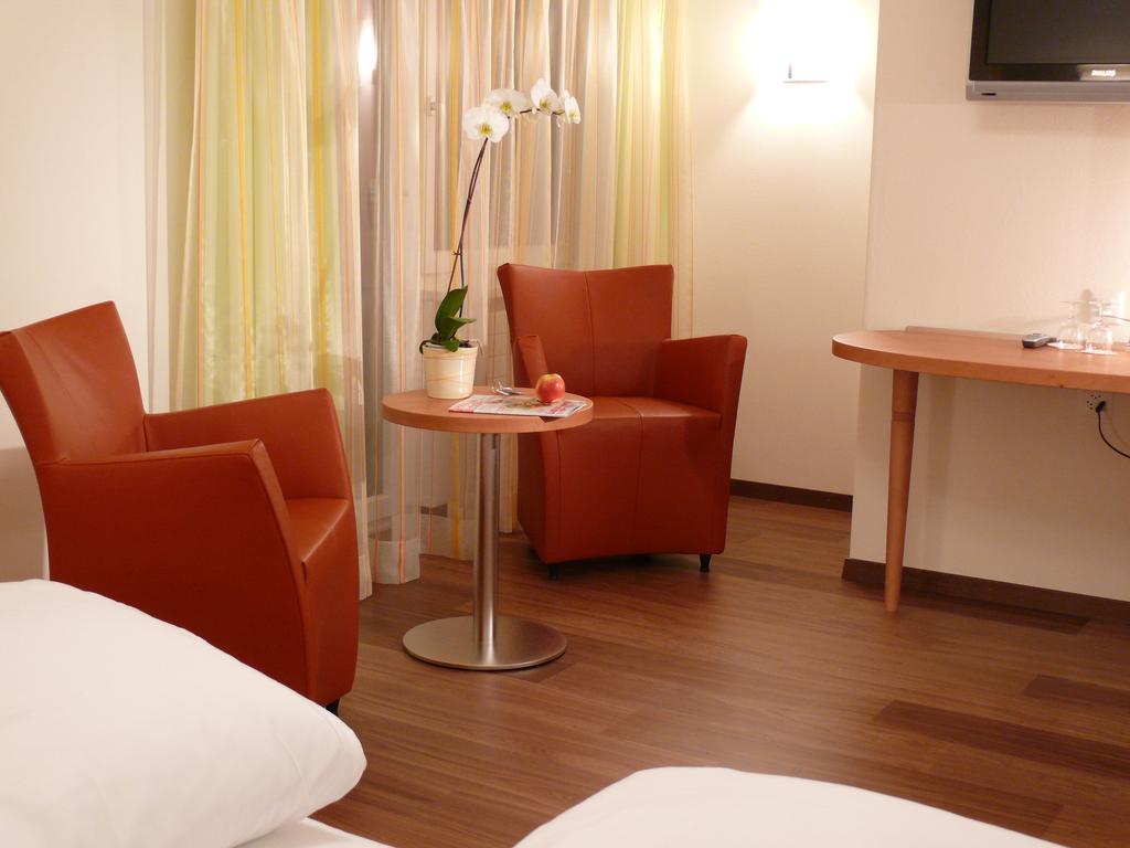 Hotel Restaurant Eichberg Seengen Bagian luar foto